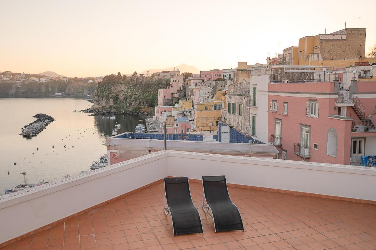 La Procidana House - Corricella Exlusive Terrace Villa Luaran gambar