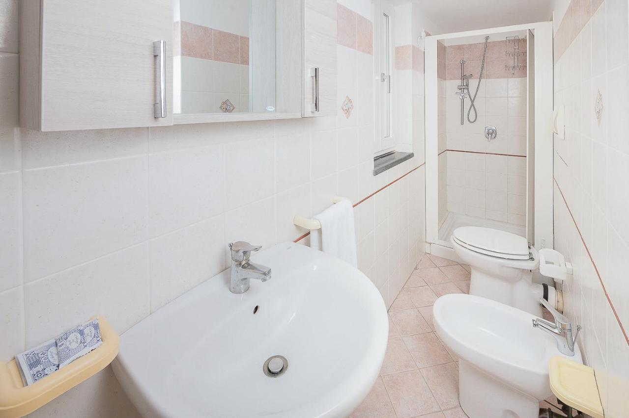 La Procidana House - Corricella Exlusive Terrace Villa Luaran gambar